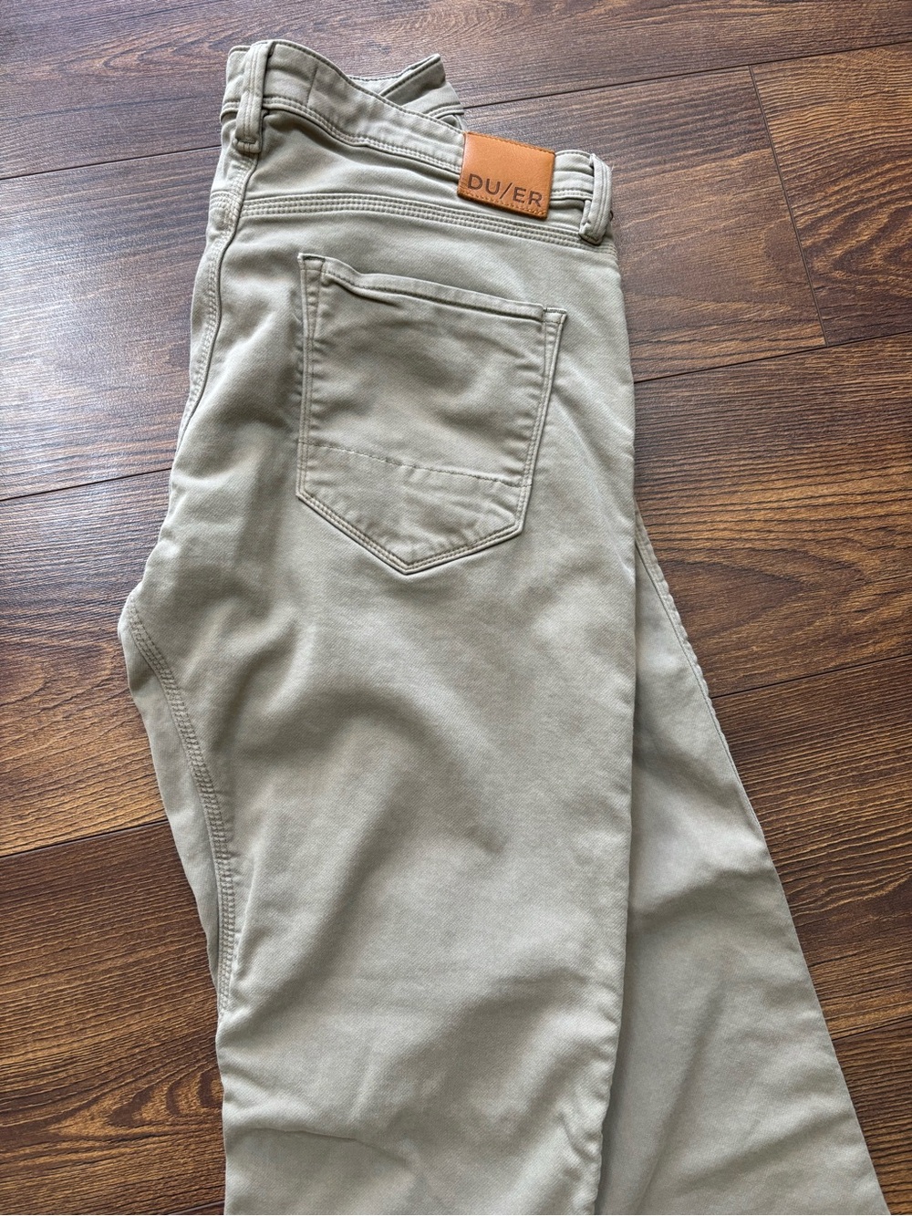 DU/ER Men's Chino Pants in Khaki - Slim Comfort Fit
